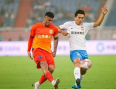 津媒，海港未处最佳状态，泰山稳定确保战术执行，关键战或将迎来转折