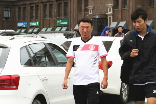 重磅公告！段鑫正式出任上海嘉定汇龙一线队主教练，引领球队新征程